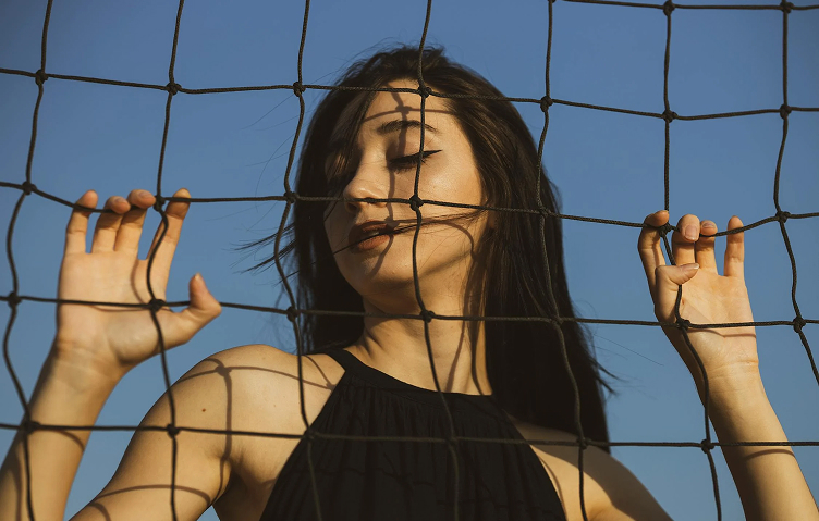 Our Favorite Summer Looks: Light, Breezy & Bold blog post 03